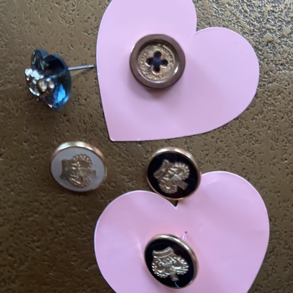 Juicy Couture Buttons and Earing - Picture 3 of 4